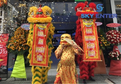 cung-cap-cho-thue-mua-lan-shop-dong-ho-hieu